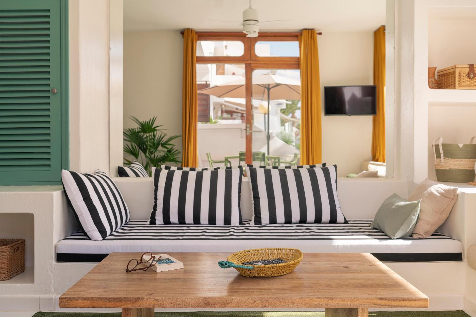 Lanzarote Beach Apartments, Casa Bruna Коста-Тегісе Екстер'єр фото